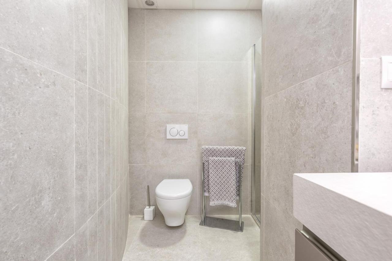 Pinzon Apartment In Malaga By Solaga Holiday Homes Eksteriør billede