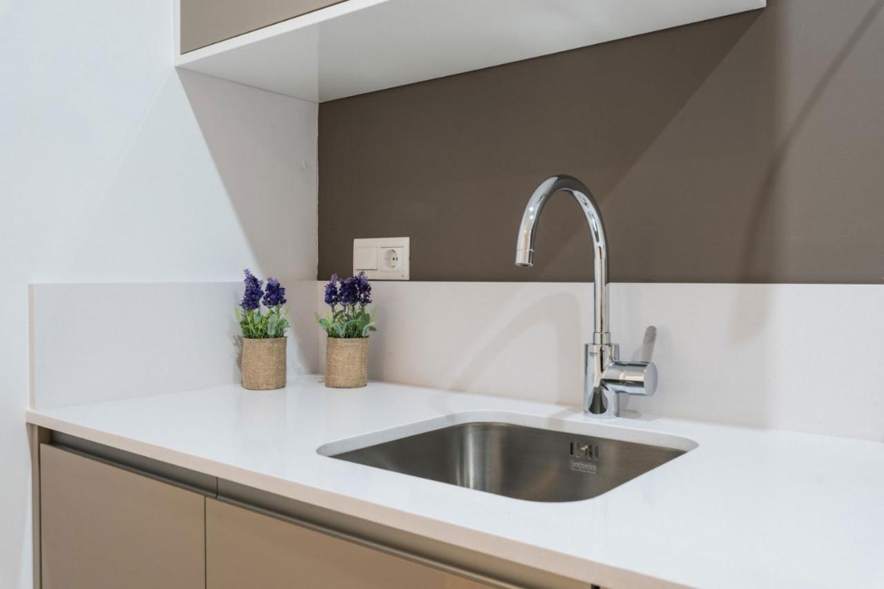 Pinzon Apartment In Malaga By Solaga Holiday Homes Eksteriør billede